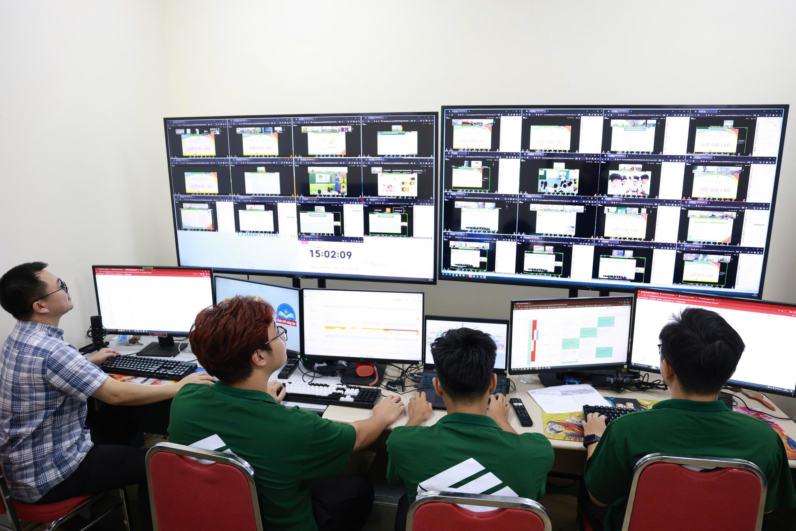 Tăng tốc xây dựng Big Data để mở học liệu số cho hàng triệu người học